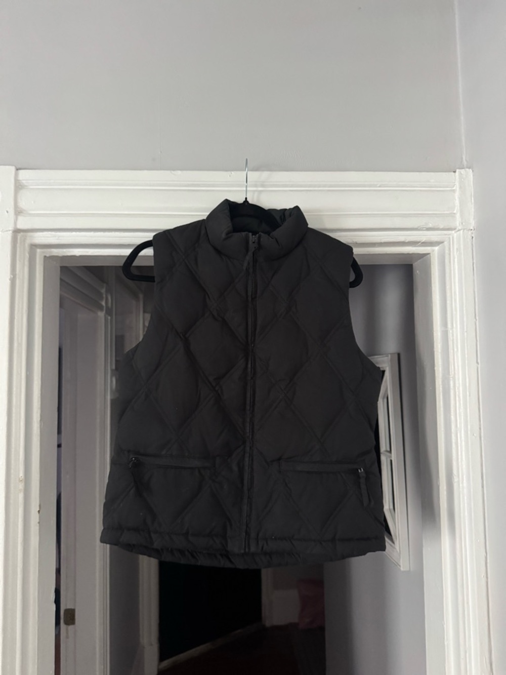 GAP Black Quilted Puffer Vest